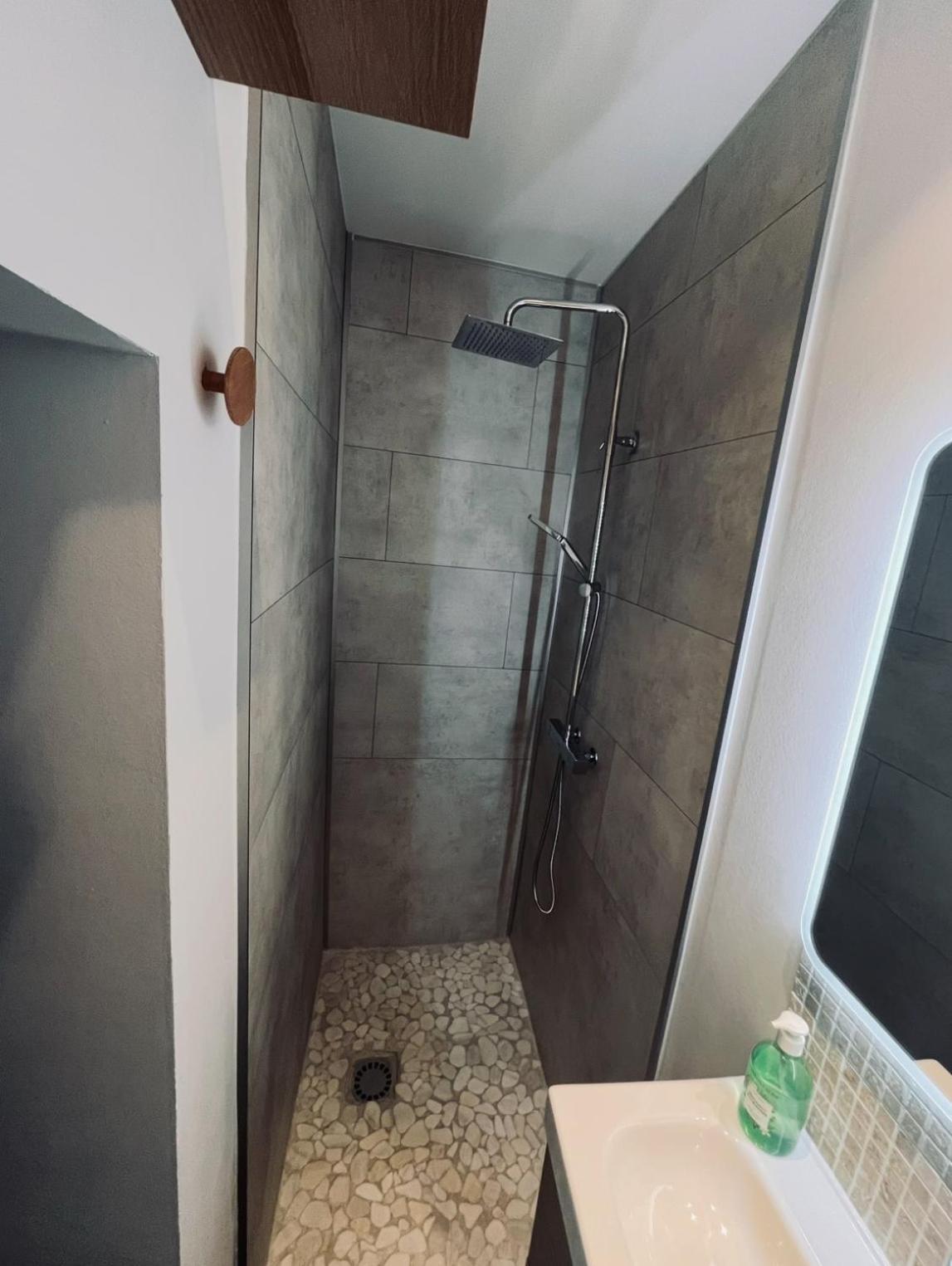 La Maison Mythique Andenne Екстериор снимка