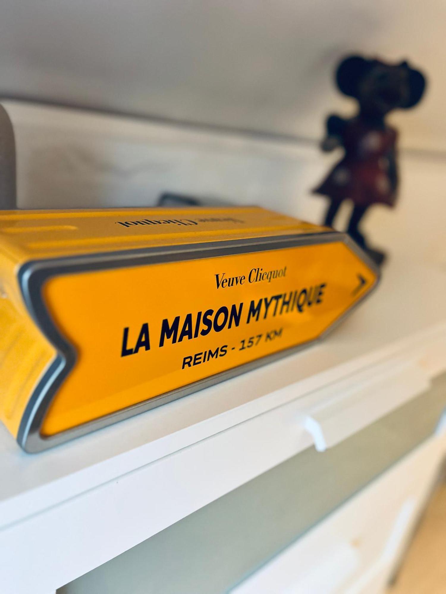 La Maison Mythique Andenne Екстериор снимка